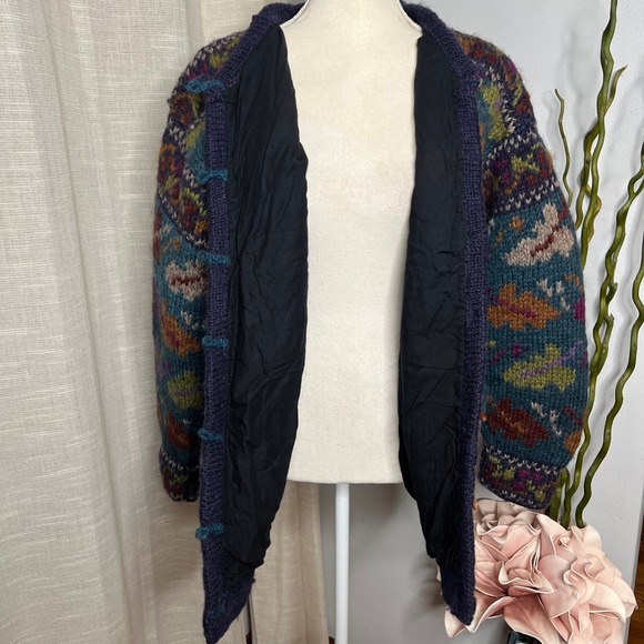 Newari 100%‎ Wool Handknit Cardigan Sweater Jacket Lined Floral Nepal Size Small - Picture 13 of 16